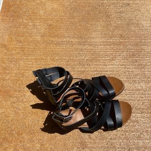 Black/Tan Sandals size 7 woman